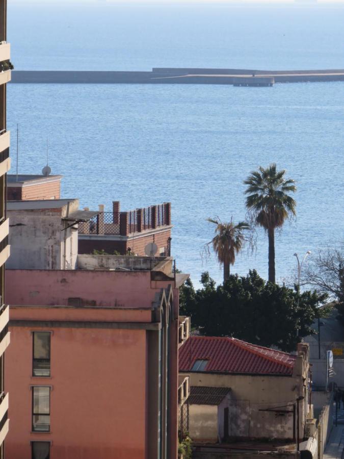 Luna Rossa Rooms Cagliari Extérieur photo