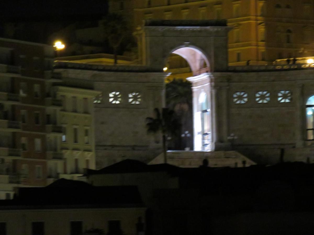 Luna Rossa Rooms Cagliari Extérieur photo