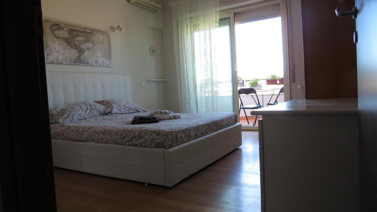 Luna Rossa Rooms Cagliari Extérieur photo
