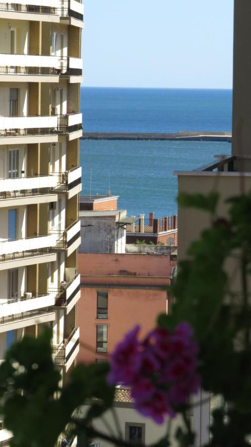Luna Rossa Rooms Cagliari Extérieur photo
