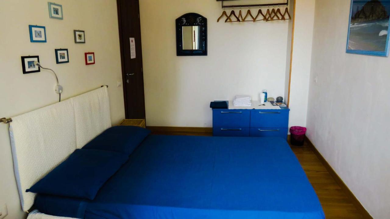 Luna Rossa Rooms Cagliari Extérieur photo