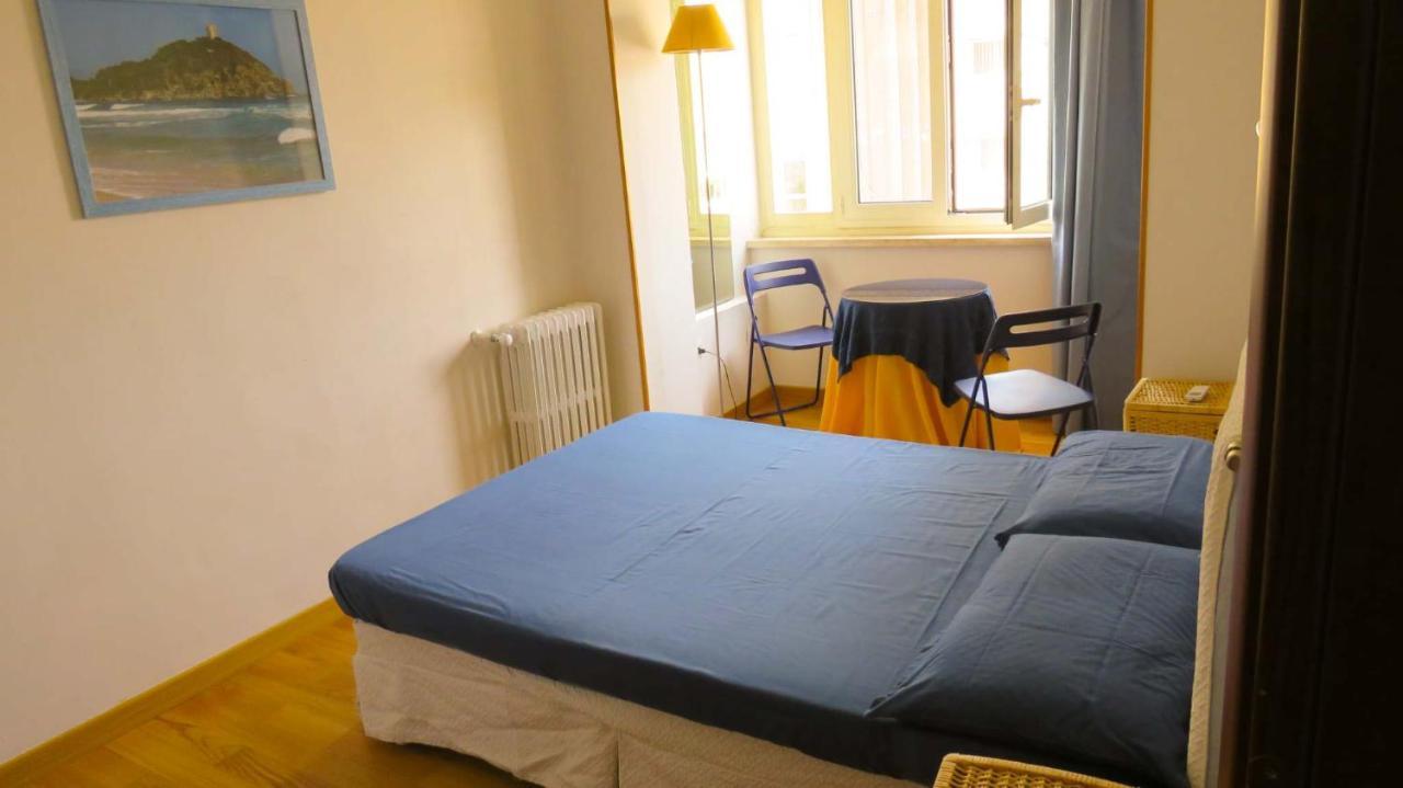 Luna Rossa Rooms Cagliari Extérieur photo