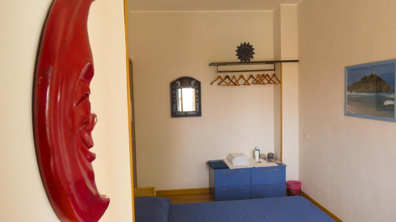 Luna Rossa Rooms Cagliari Extérieur photo